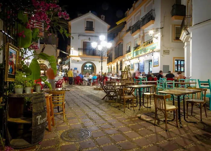 Banus - Front *